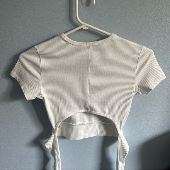 GARAGE | White Open Back Tied Tee - Picture 2 of 12